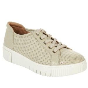 Soul Naturalizer Topaz Lace-Up Women’s Sneaker Size 9